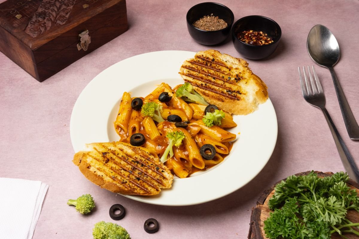Creamy White Sauce Pasta - Best Pasta in Velachery Restaurant